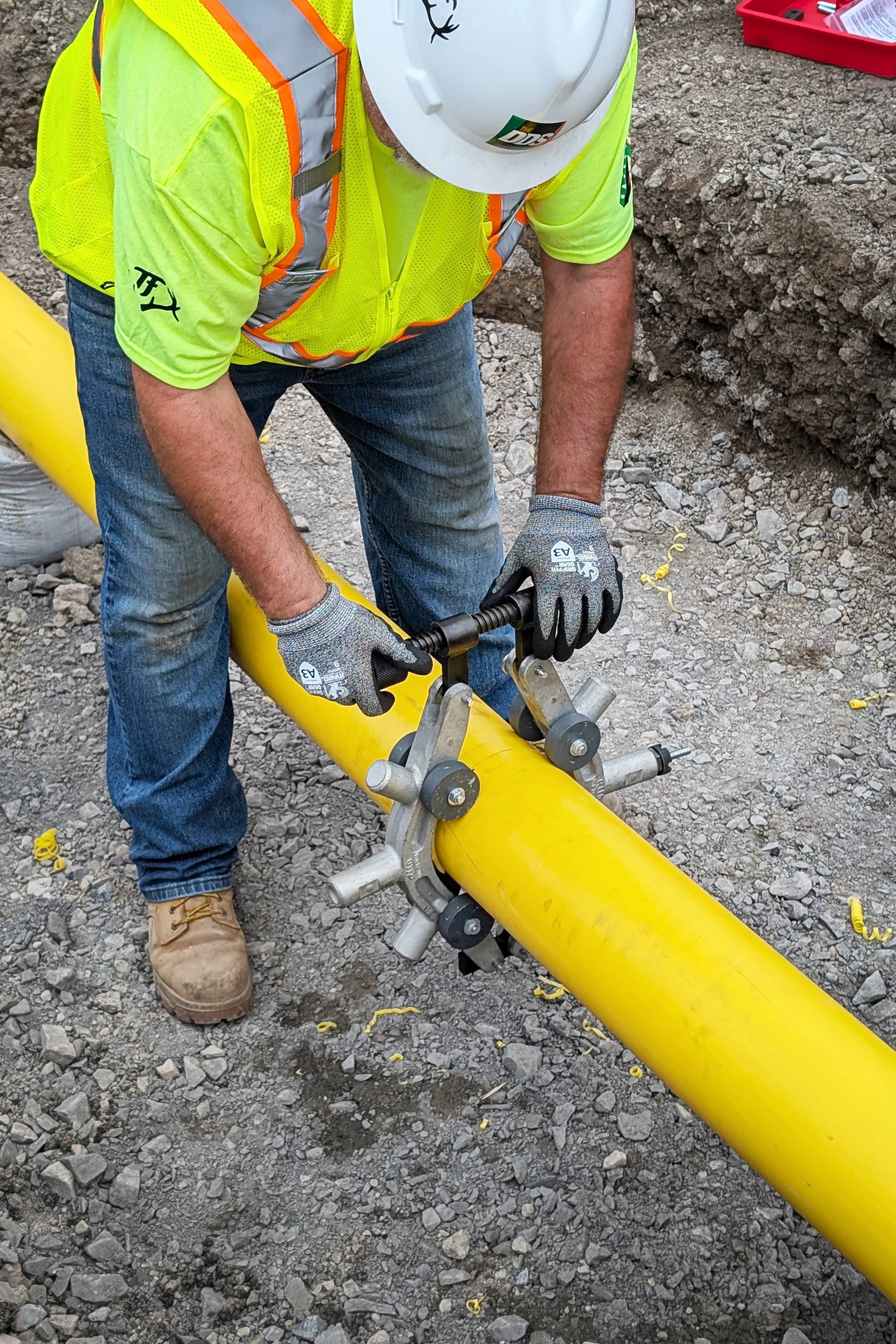 Reed Mfg PLAS1PE PLAS In-Line Rotary™ Pipe Cutter, 6"-12" PE, HDPE - Edmondson Supply