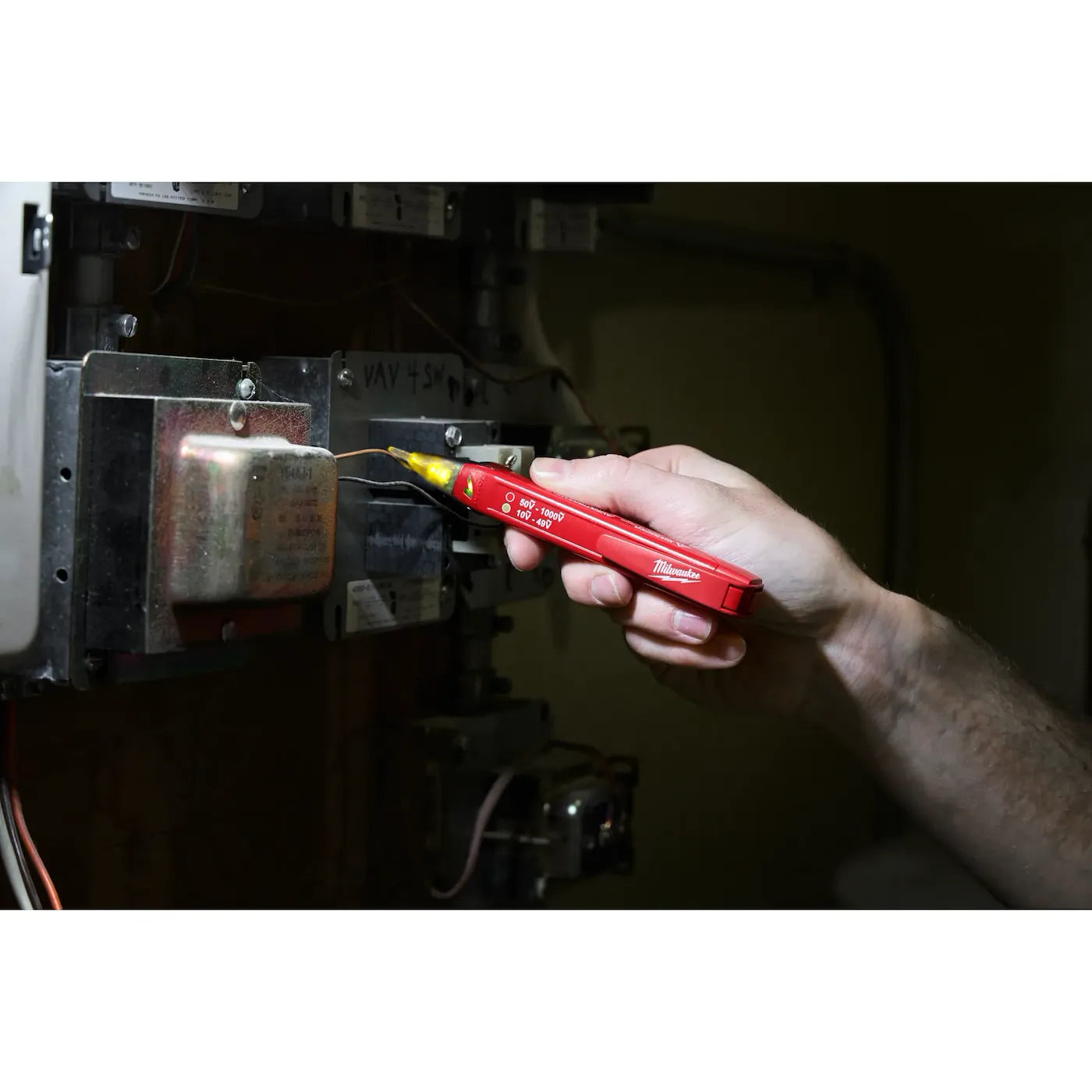 Milwaukee 2208-20 Dual Range Voltage Detector - Edmondson Supply