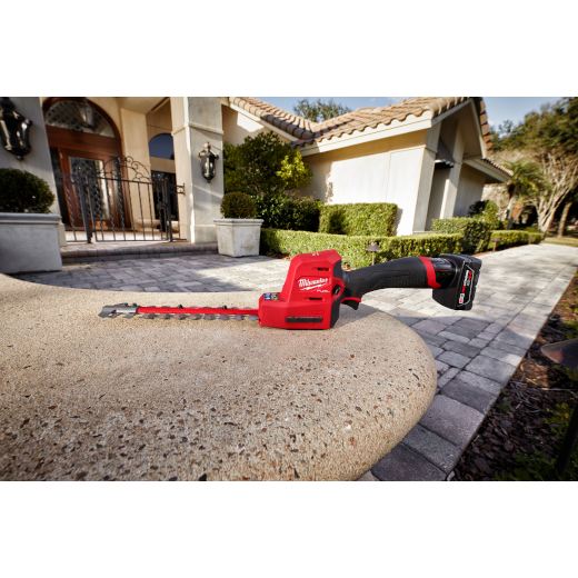 Milwaukee 2533-21 M12 FUEL™ 8" Hedge Trimmer Kit - Edmondson Supply