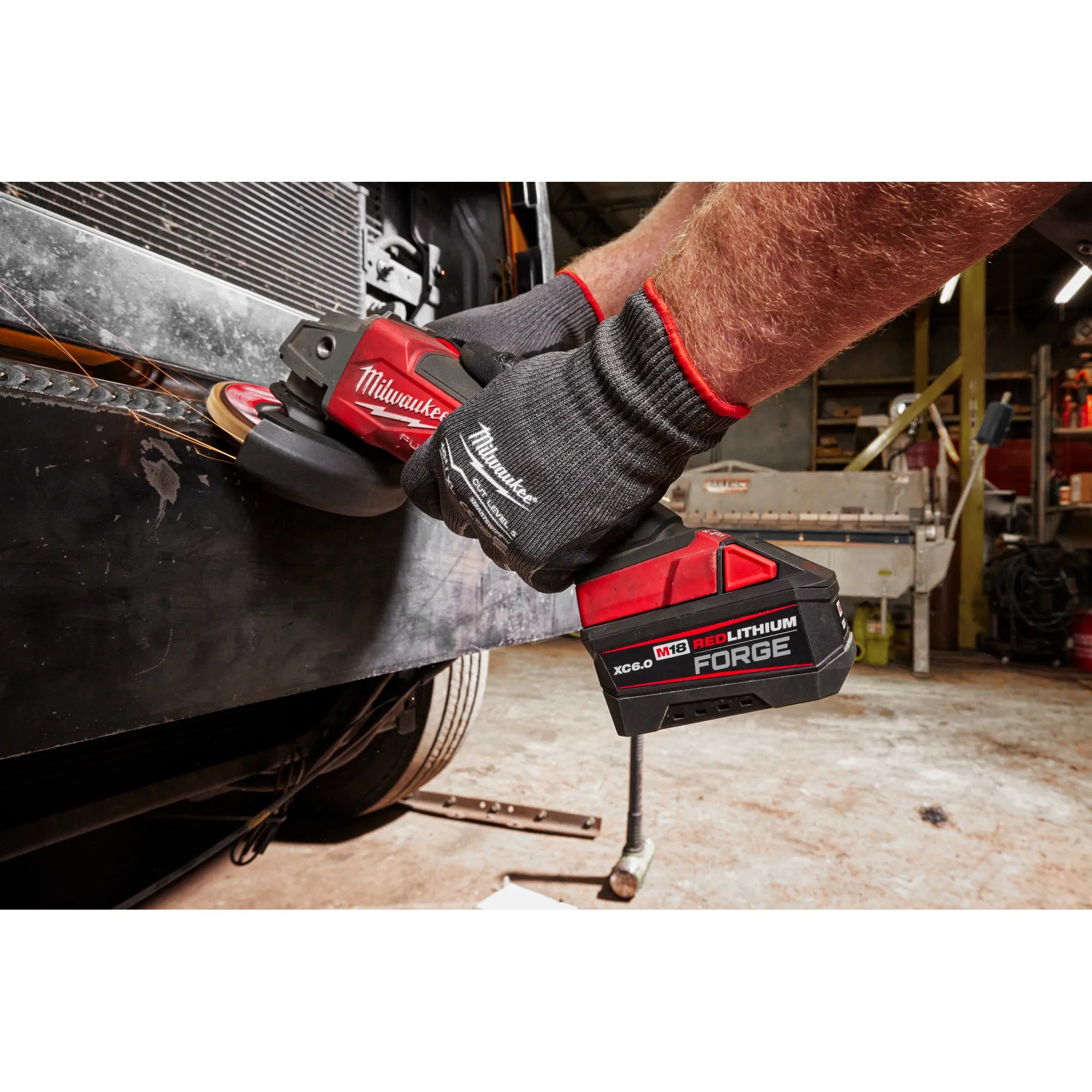 Milwaukee 48-11-1861 M18™ REDLITHIUM™ FORGE™ XC6.0 Battery Pack - Edmondson Supply