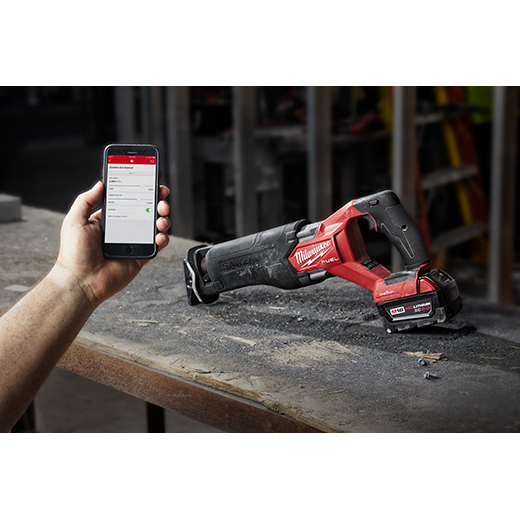 Milwaukee 2822-22 M18 FUEL™ SAWZALL® Recip Saw w/ ONE-KEY™ - 2 Battery XC5.0 Kit - Edmondson Supply