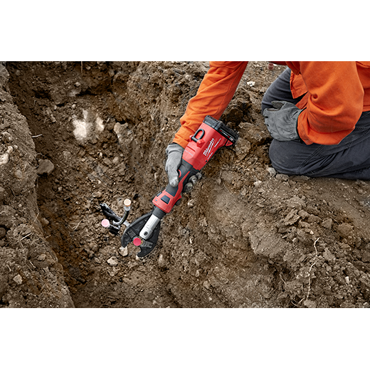 Milwaukee 2978-22BG M18™ FORCE LOGIC™ 6T Linear Utility Crimper Kit w/ BG-D3 Jaw - Edmondson Supply