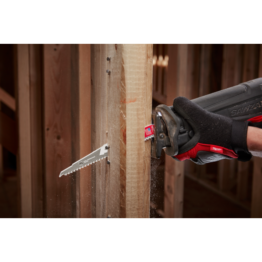 Milwaukee 48-00-5226 SAWZALL® The AX™ with Carbide Teeth Wood Blades 9" 5TPI, 1 PK - Edmondson Supply