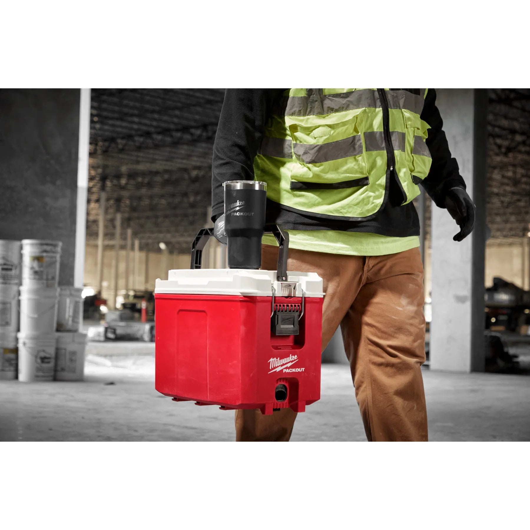 Milwaukee 48-22-8393B PACKOUT™ 30oz Tumbler- Black -Edmondson Supply