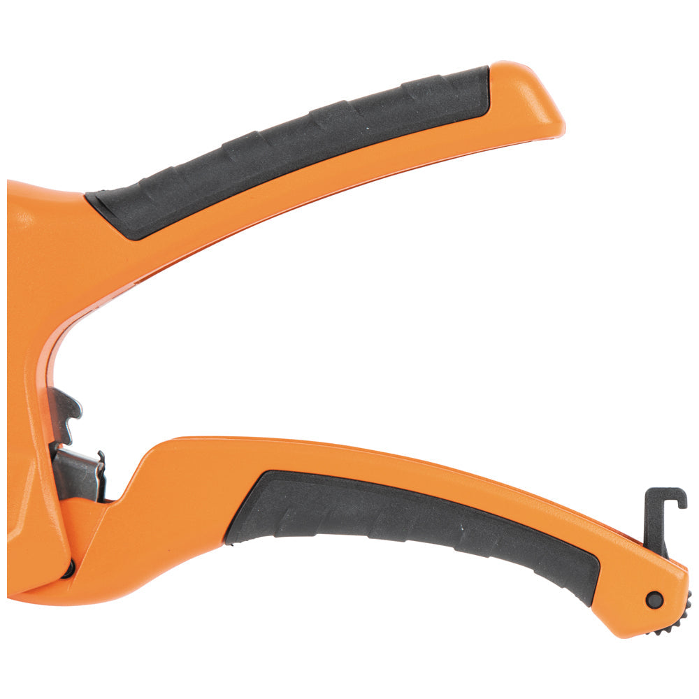 Klein Tools 50063 1-1/4-Inch Ratcheting PVC Pipe Cutter - Edmondson Supply