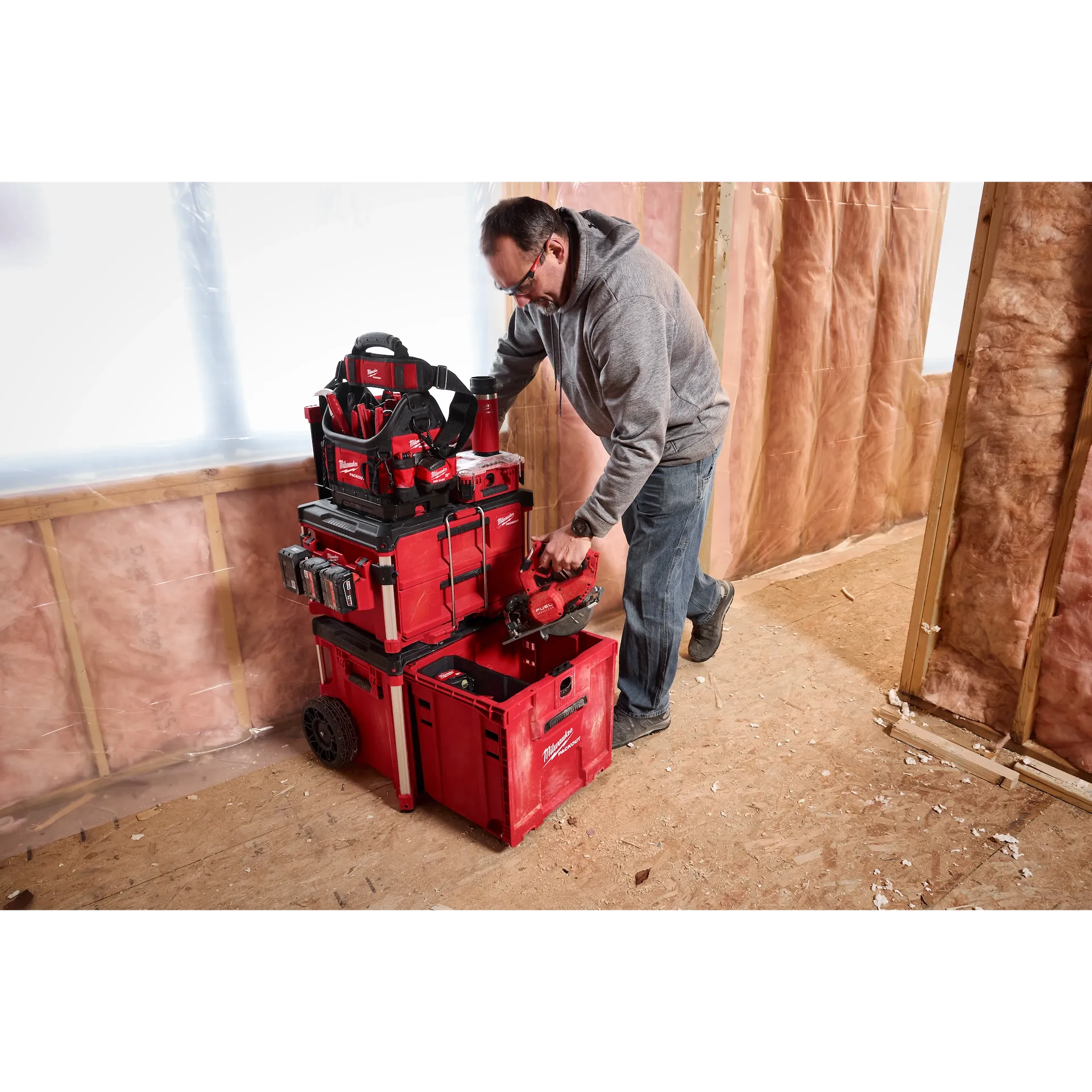 Milwaukee 48-22-8420 PACKOUT™ Rolling Drawer Tool Box - Edmondson Supply