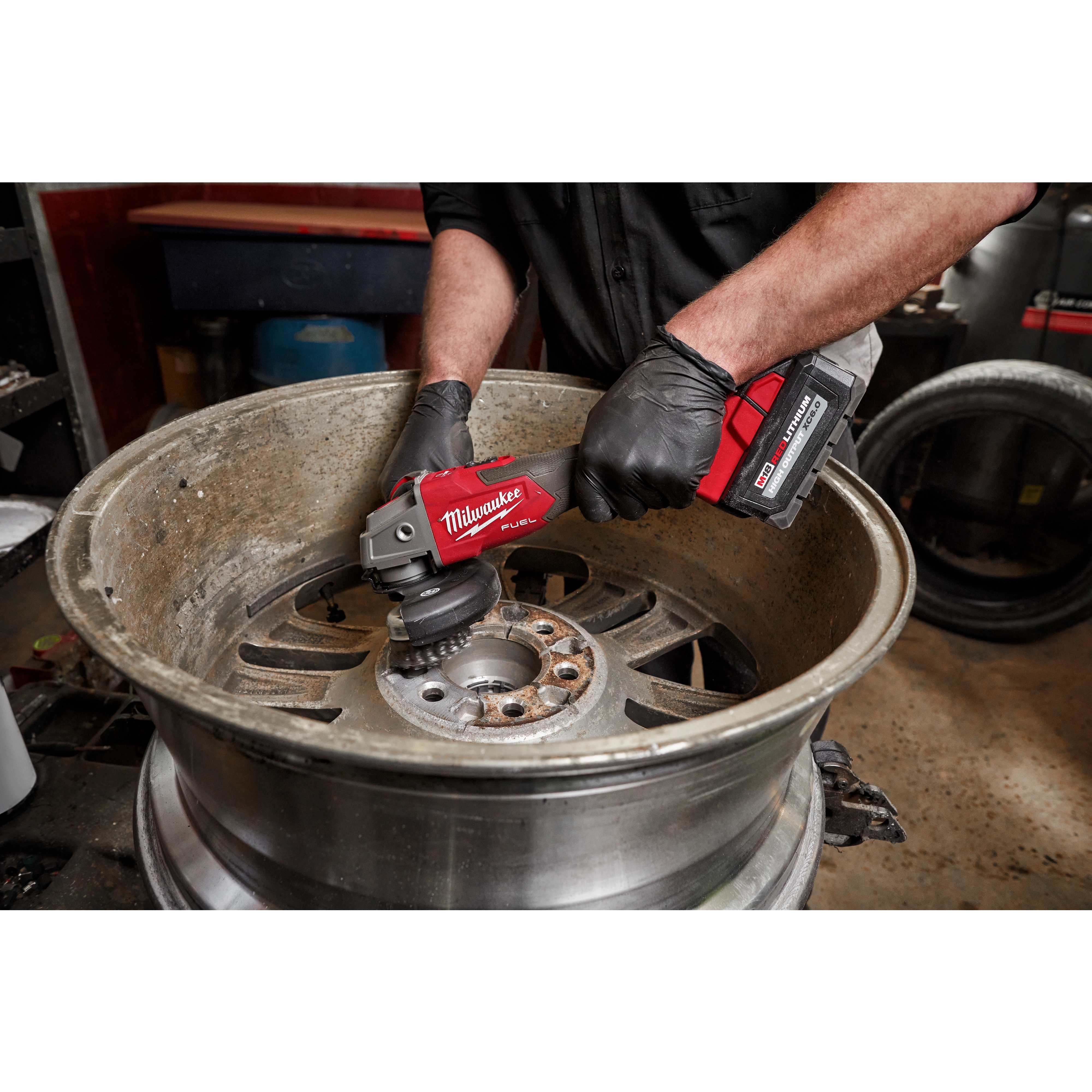 Milwaukee 2889-20 M18 FUEL™ 4-1/2" / 5" Variable Speed Braking Grinder, Slide Switch Lock-On - Edmondson Supply
