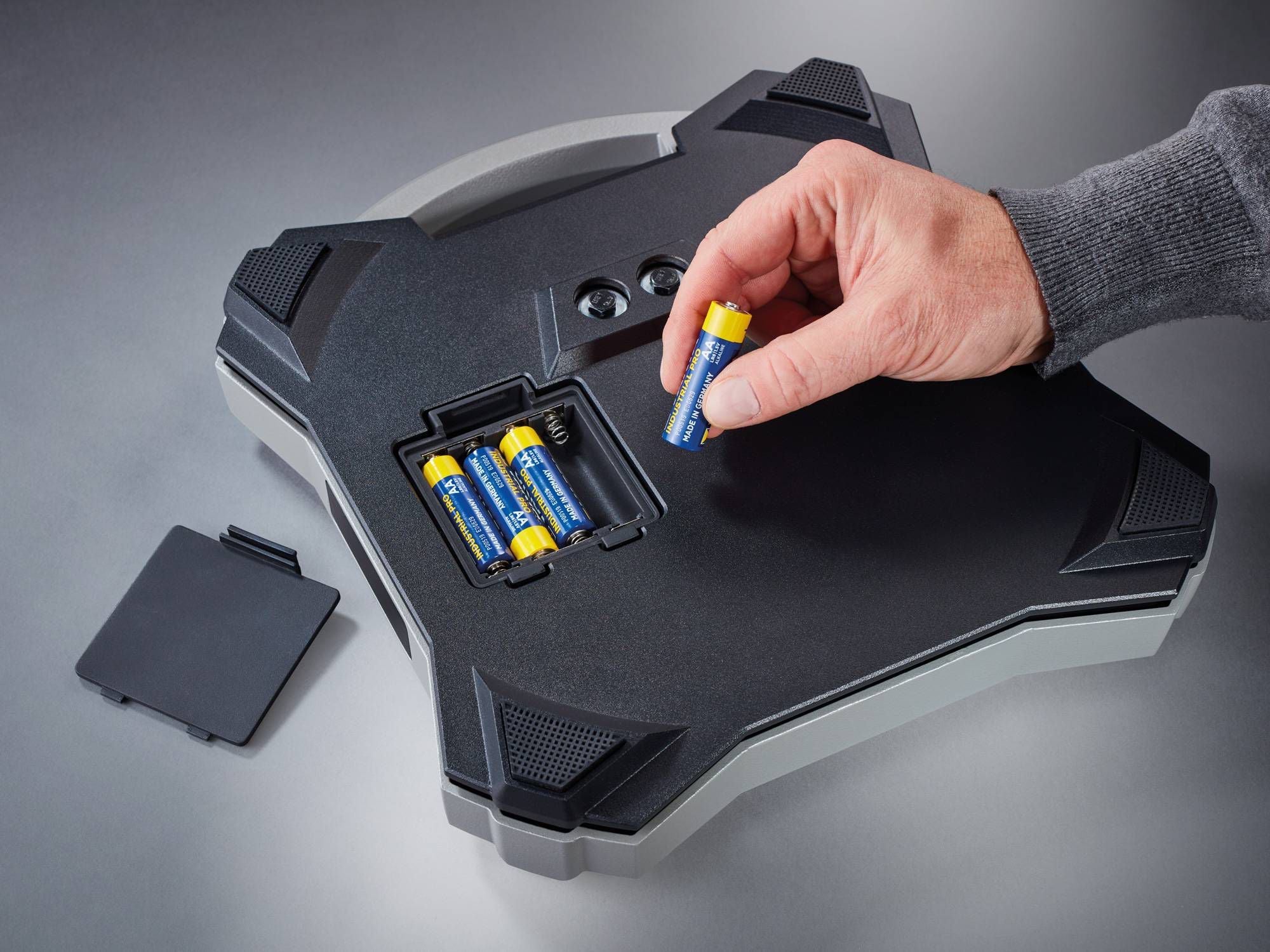 Testo 0564 2560 01 - 560i Kit- Digital Refrigerant Scale and Intelligent Valve with Bluetooth - Edmondson Supply