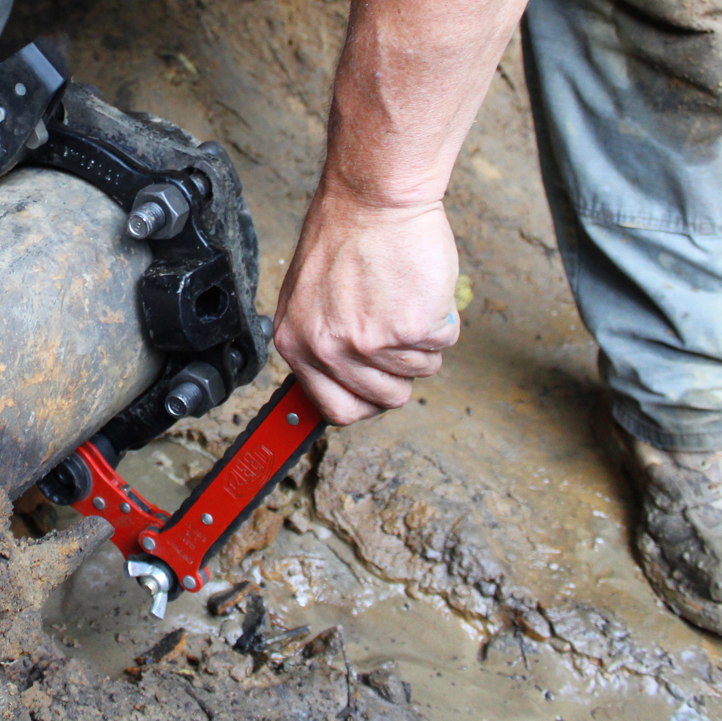 Reed Mfg L2N1ADJ Thru-Bolt™ 2-in-1 Dual Socket Adjustable Ratchet Wrench - Edmondson Supply