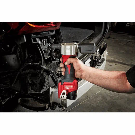 Milwaukee 2550-22 M12™ Rivet Tool Kit - Edmondson Supply