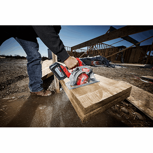 Milwaukee 2732-21HD M18 FUEL 7-1/4" Circular Saw Kit - Edmondson Supply