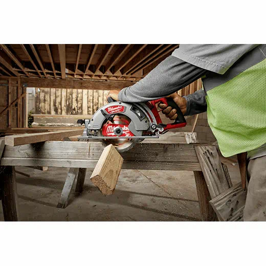 Milwaukee 2830-21HD M18 FUEL™ 7-1/4" Rear Handle Circular Saw Kit - Edmondson Supply