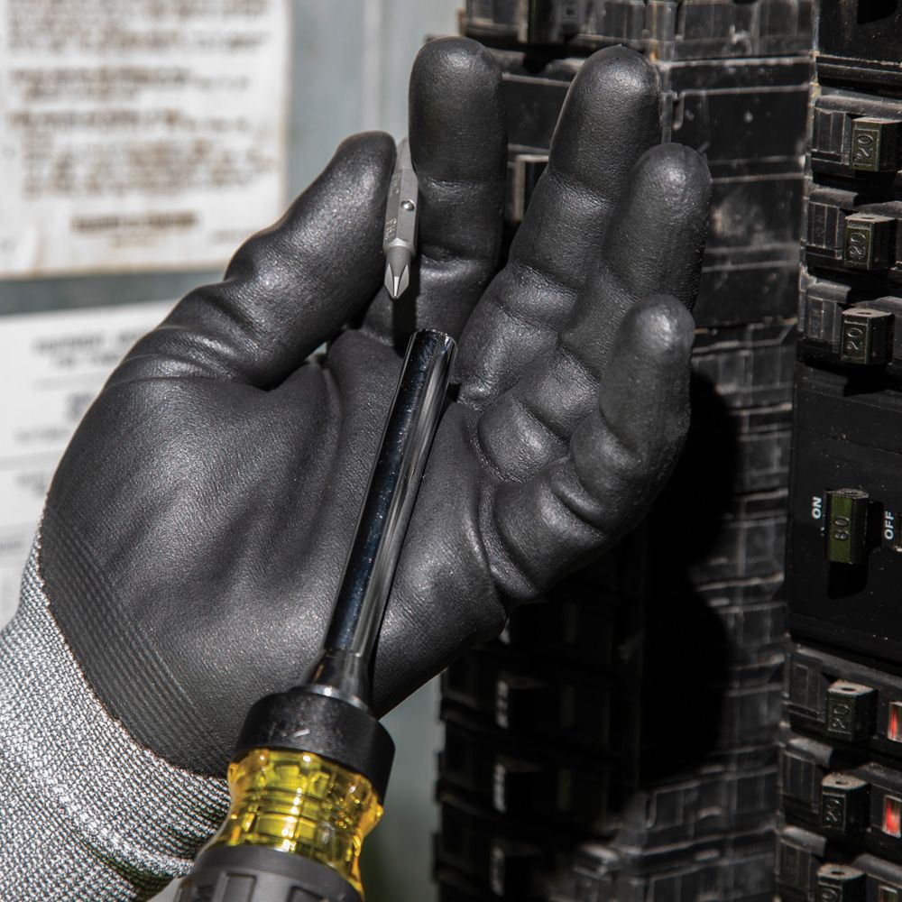 Klein Tools 32305 15-in-1 Multi-Bit Ratcheting Screwdriver - Edmondson Supply