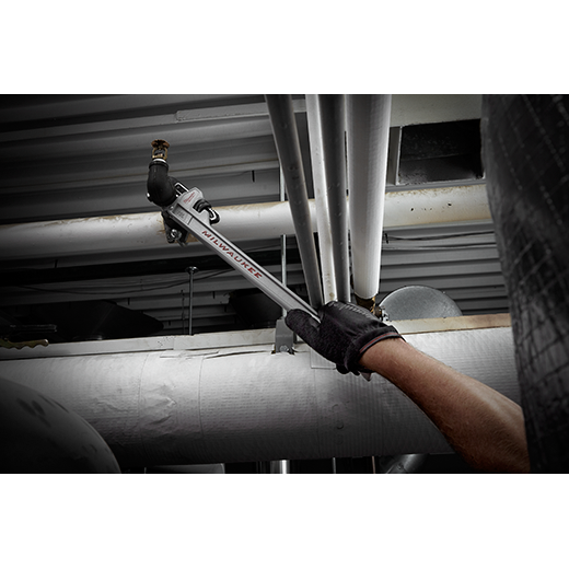 Milwaukee 48-22-7213 10L Aluminum Pipe Wrench with POWERLENGTH™ Handle - Edmondson Supply