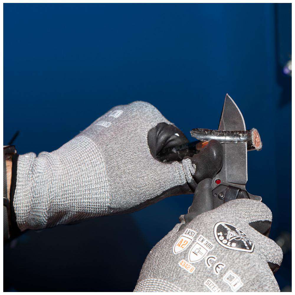 Klein Tools 60197 Work Gloves, Cut Level 2, Touchscreen, X-Large, 2-Pair - Edmondson Supply