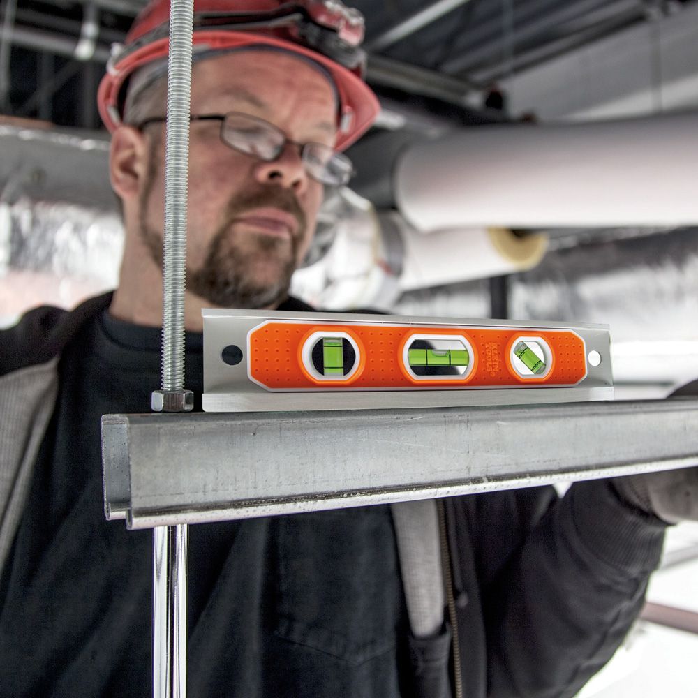 Klein Tools 935R Aluminum Torpedo Level Rare Earth Magnet, 9-Inch - Edmondson Supply