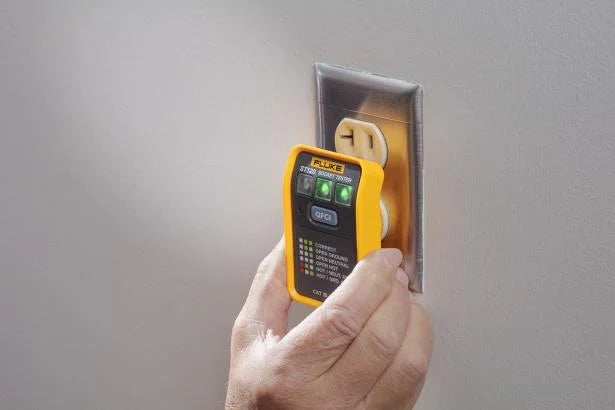 Fluke ST120 Socket Tester with GFCI - Edmondson Supply