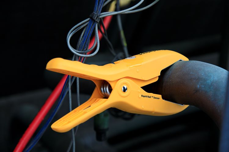 Fieldpiece JL3LC Wireless Large Pipe Clamp Thermocouple, 3/4” to 4-1/8 - Edmondson Supply