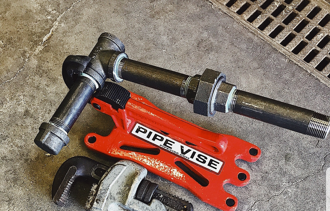Pipe Vise PV01 Bigfoot 1.5" Steel Pipe Vise - Edmondson Supply