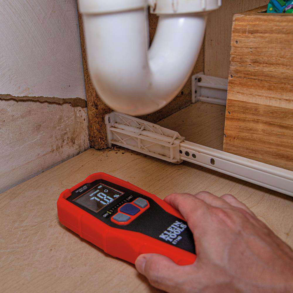 Klein Tools ET140 Pinless Moisture Meter - Edmondson Supply
