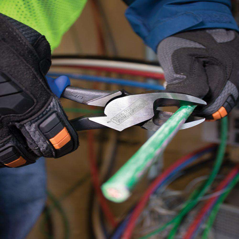 Klein Tools J2000-59 Diagonal Cutting Pliers, Heavy-Duty Journeyman, 9-Inch - Edmondson Supply