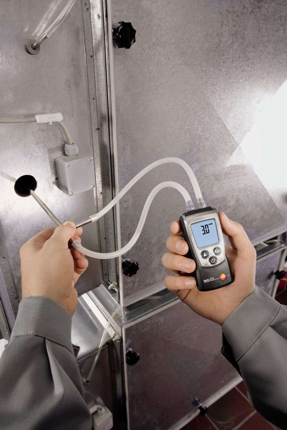 Testo 0563 0510 01 - 510 Digital Manometer - Edmondson Supply