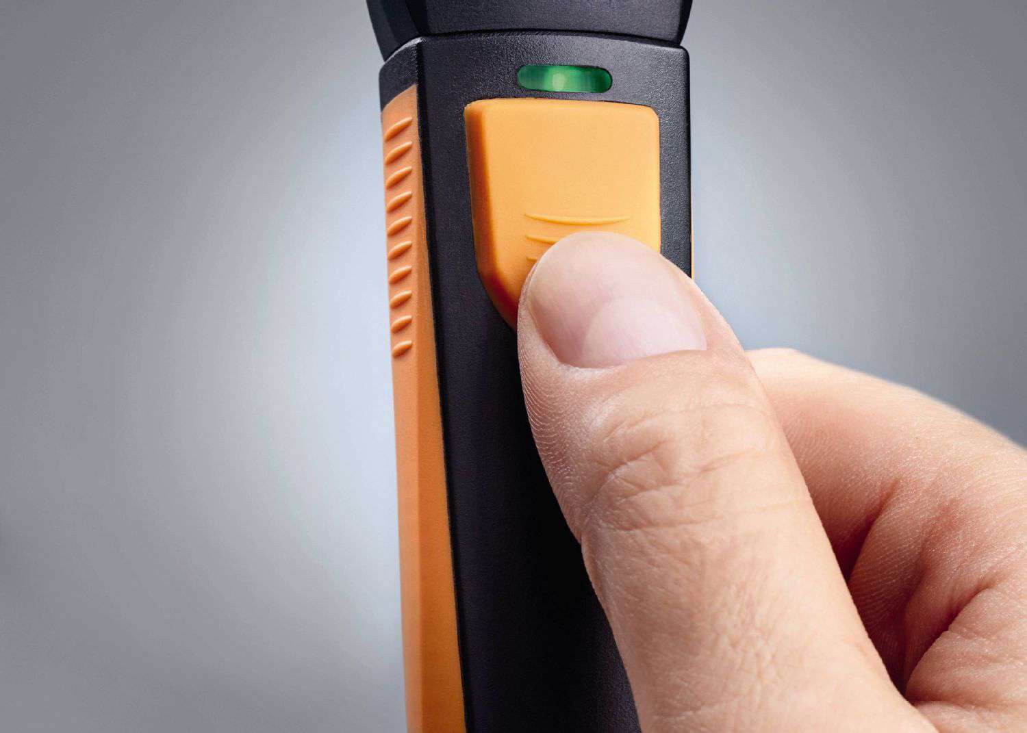 Testo 0560 1410 01 - 410i Vane Anemometer Wireless Smart Probe - Edmondson Supply