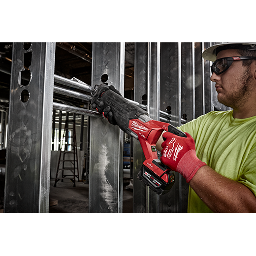 Milwaukee 2822-22 M18 FUEL™ SAWZALL® Recip Saw w/ ONE-KEY™ - 2 Battery XC5.0 Kit - Edmondson Supply