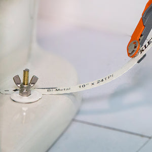 Klein Tools 31432 Compact Medium-Cut Hacksaw - Edmondson Supply