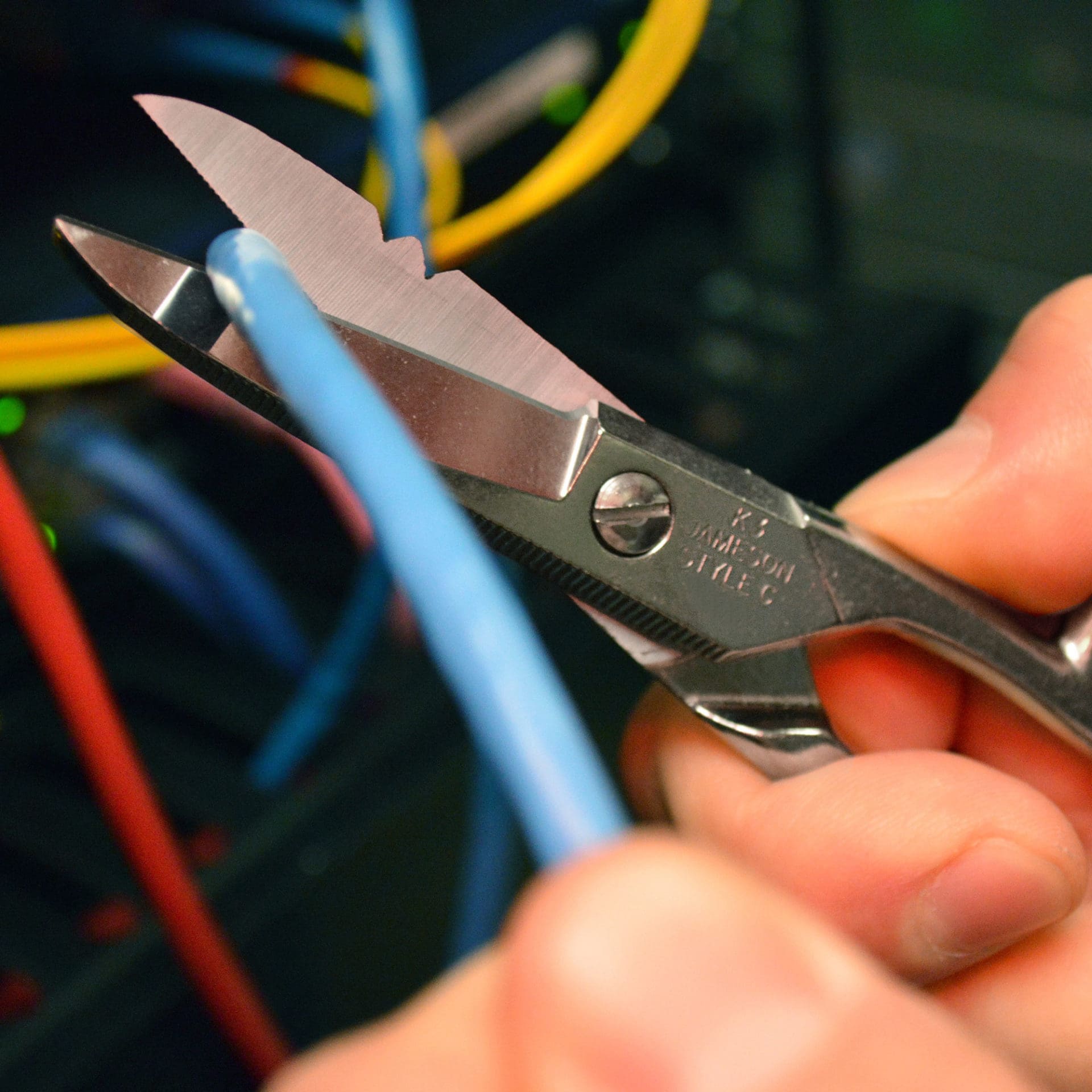 Jameson Tools 32-21NS 5-1/4" Electrician Splicer Scissors, Notched & Serrated - Edmondson Supply