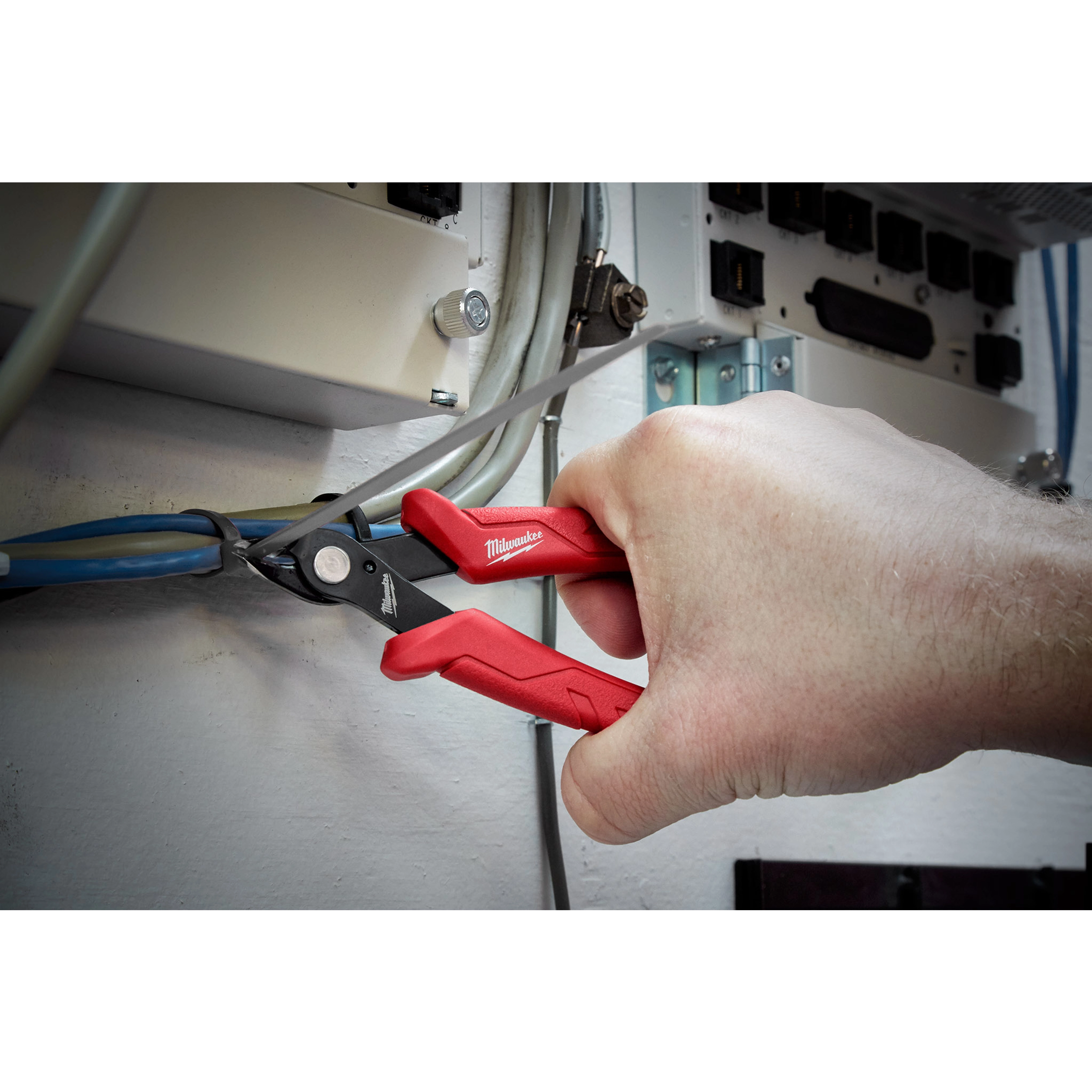 Milwaukee 48-22-6105 Mini Flush Cutters - Edmondson Supply