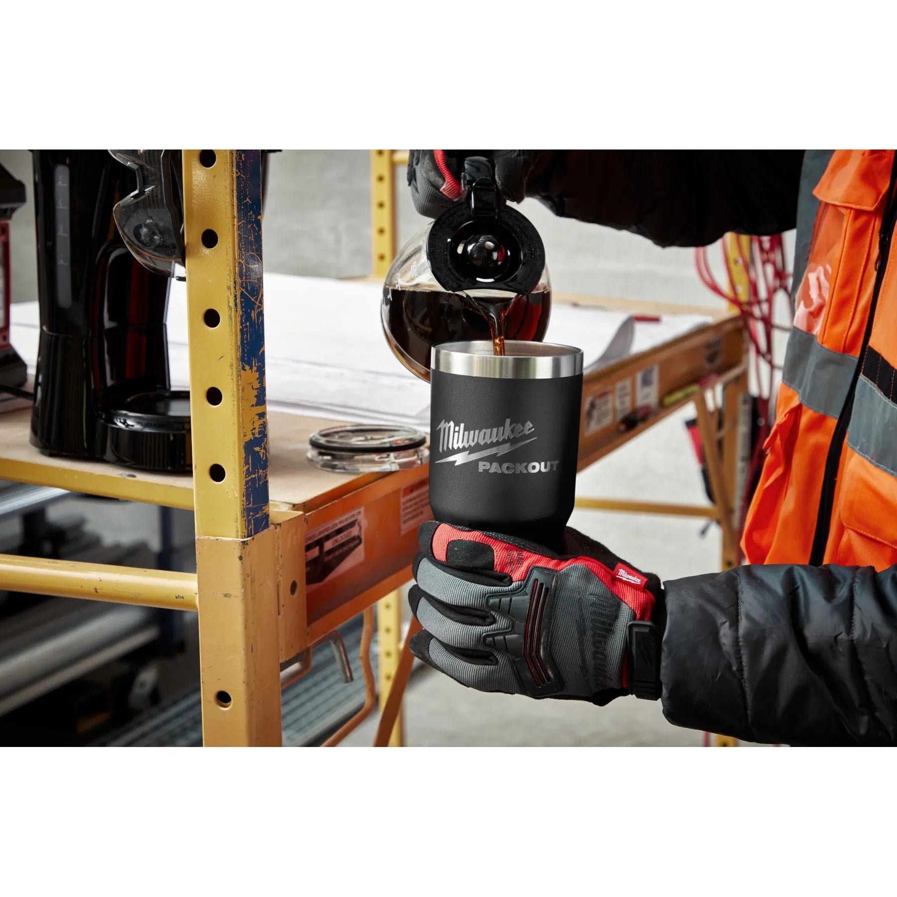 Milwaukee 48-22-8393B PACKOUT™ 30oz Tumbler- Black -Edmondson Supply