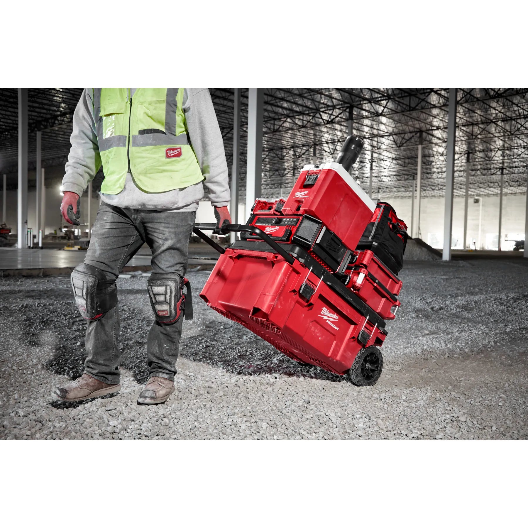 Milwaukee 48-22-8393B PACKOUT™ 30oz Tumbler- Black -Edmondson Supply