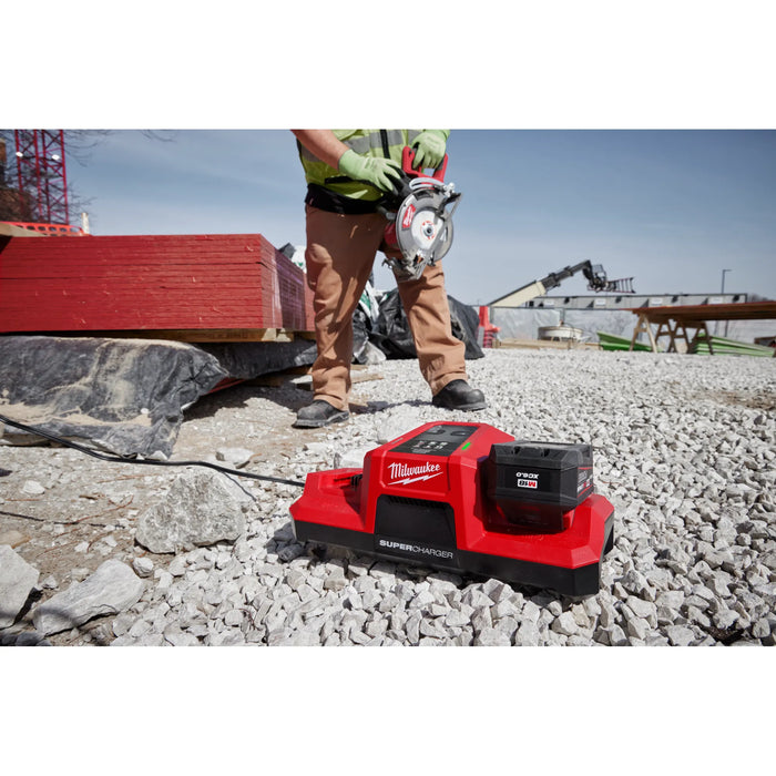 Milwaukee 48-59-1815 M18™ Dual Bay Simultaneous Super Charger - Edmondson Supply