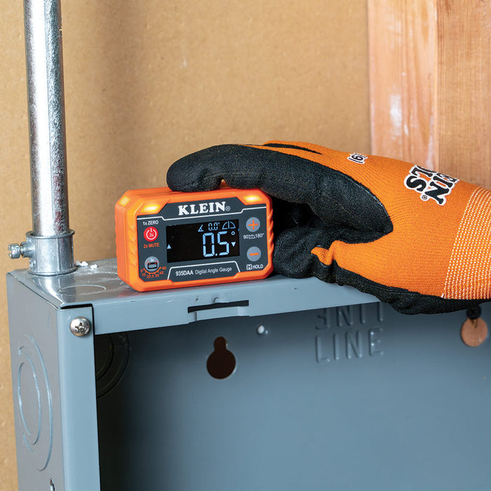 Klein Tools 935DAA Digital Angle Gauge with Angle Alert - Edmondson Supply