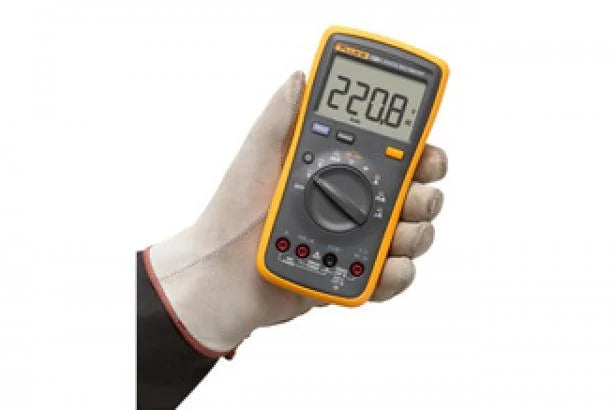 Fluke 15B+ Digital Multimeter - Edmondson Supply