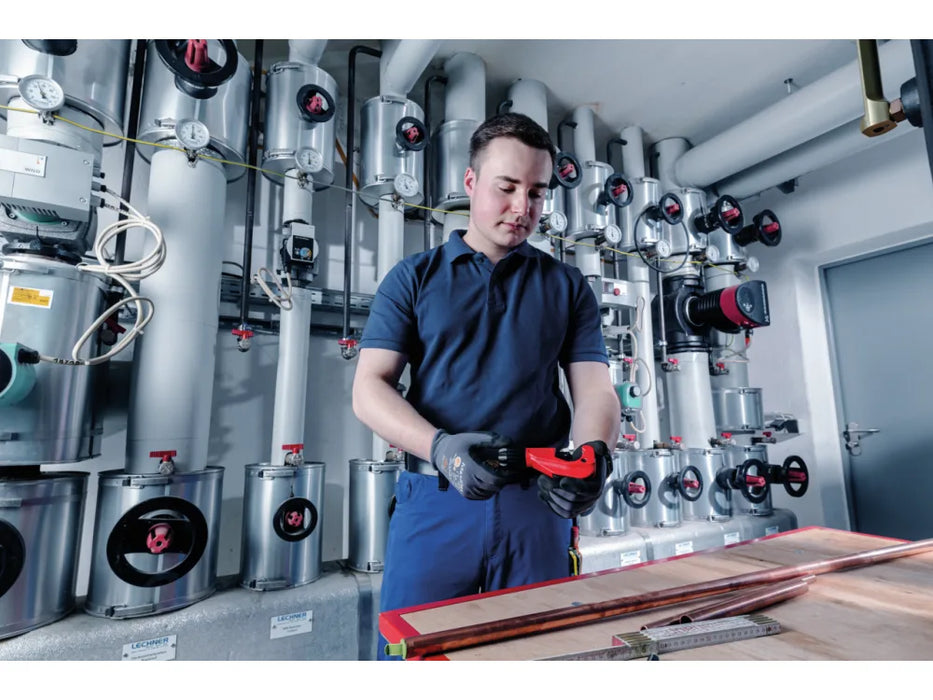 Rothenberger RT70027 Professional Tube Cutter 35,  1/4" to 1-3/8" OD