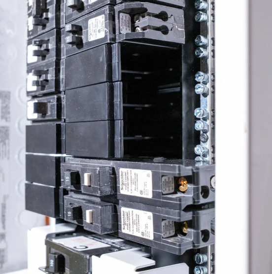 Rack-A-Tiers 79812 BusGuard - Electrical Panelboard Filler (Type QO) - 5 pack - Edmondson Supply