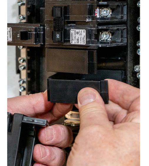 Rack-A-Tiers 79812 BusGuard - Electrical Panelboard Filler (Type QO) - 5 pack - Edmondson Supply