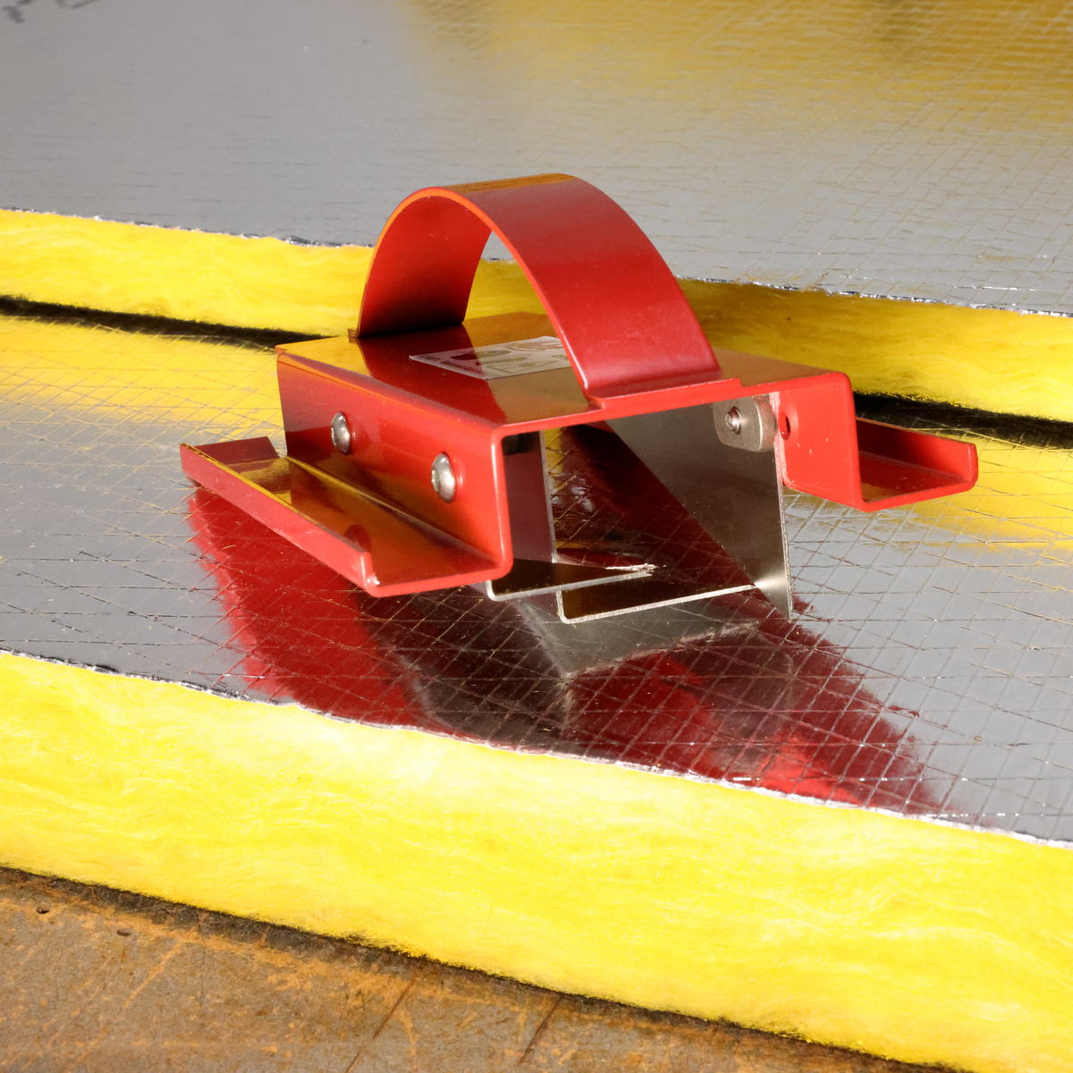Malco Tools DT1C Malco 1″ Cut-Off Duct Board Cutting Tool- Red - Edmondson Supply