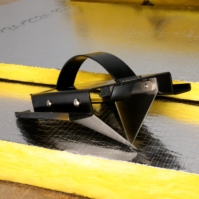 Malco Tools DT2V Malco 2″ V – Cut Duct Board Cutting Tool – Black - Edmondson Supply