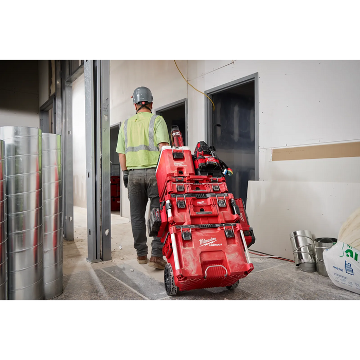 Milwaukee 48-22-8373R PACKOUT™ 48oz Bottle with Chug Lid - Edmondson Supply