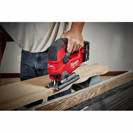 Milwaukee 2737-21 M18 FUEL™ D-Handle Jig Saw Kit - Edmondson Supply