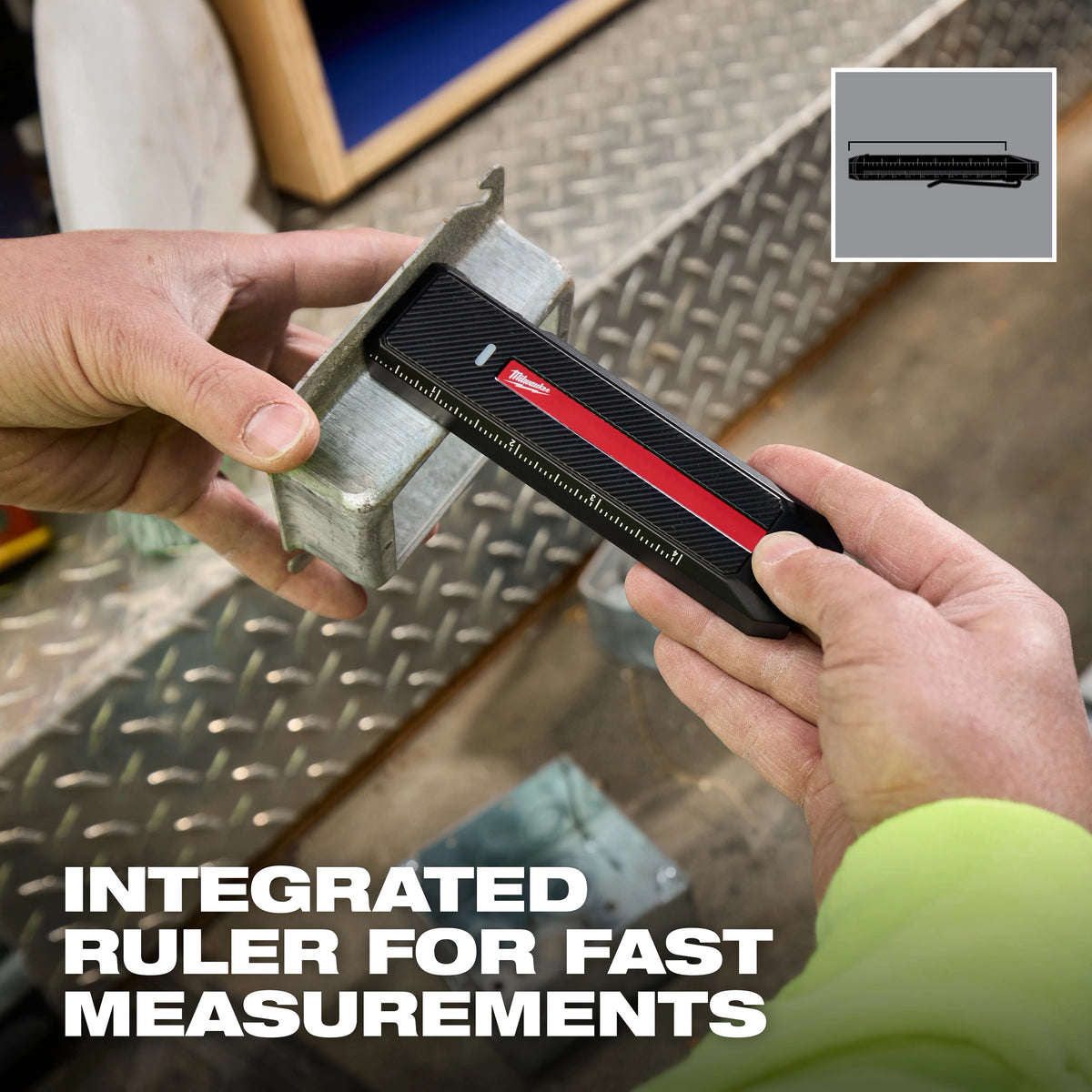 Milwaukee 2016R Rechargeable Flat Flashlight w/ Green Laser - Edmondson Supply