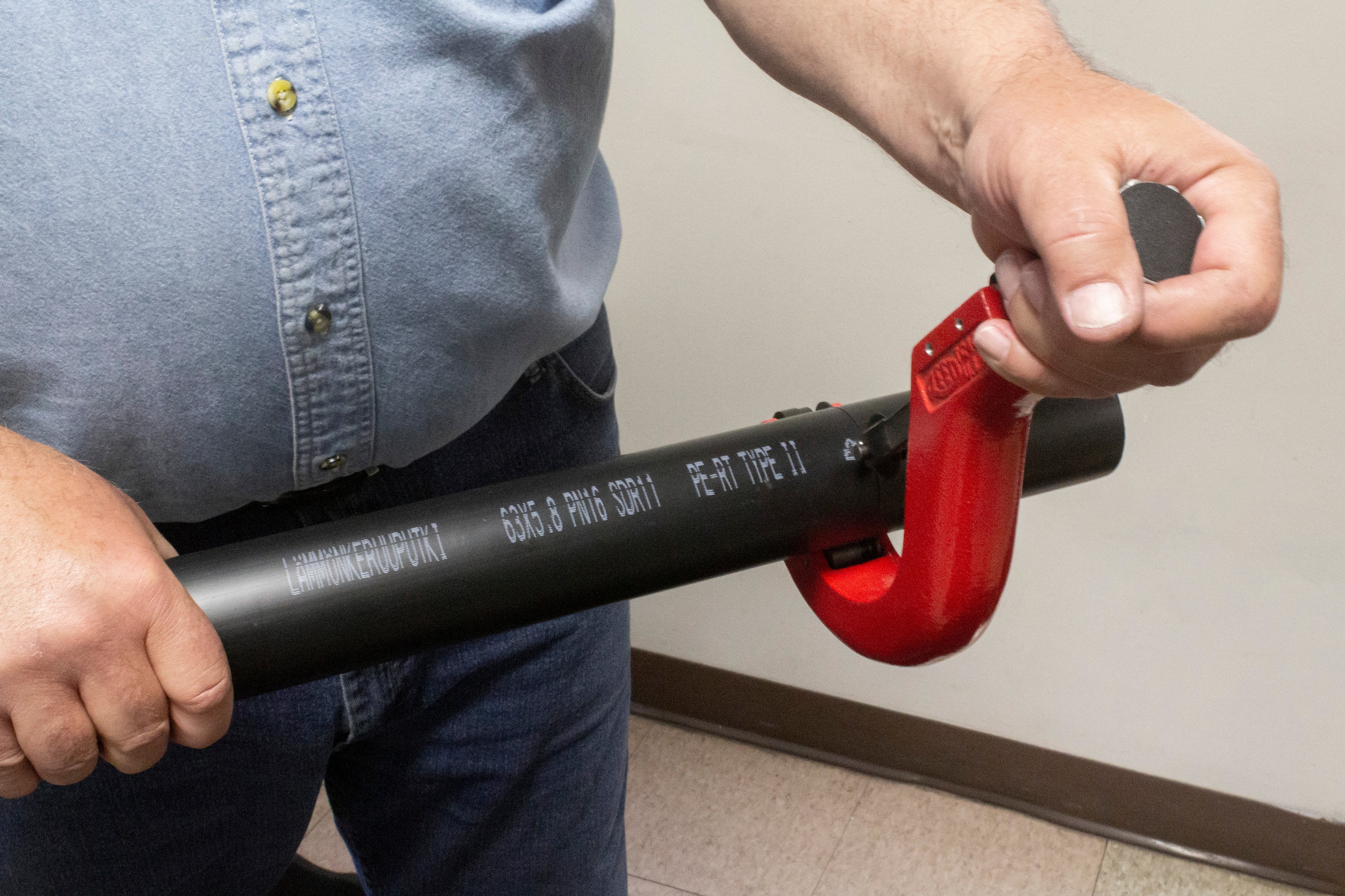 Reed Mfg TC3QP Quick Release™ Tubing Cutter, for 3/8" - 3-1/2" ABS, PE, PP, HDPE - Edmondson Supply
