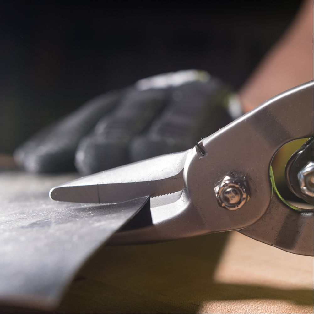 Klein Tools 1200L Aviation Snips with Wire Cutter, Left - Edmondson Supply