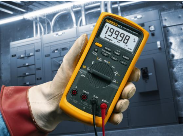 Fluke IB875K 87V Industrial Multimeter plus insulated hand tools starter kit - Edmondson Supply