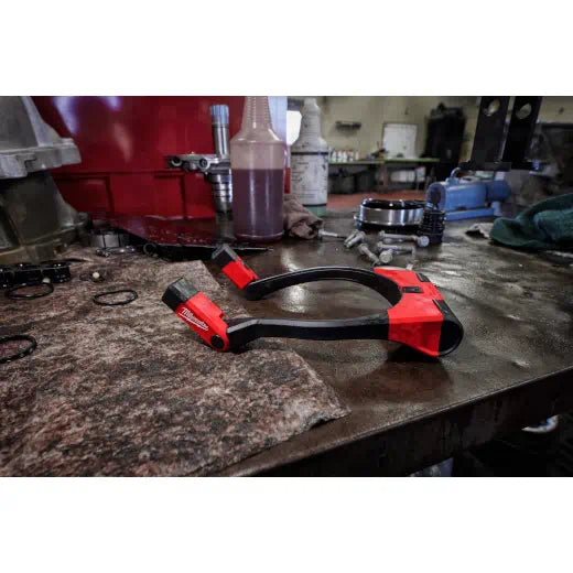 Milwaukee 2117-21 REDLITHIUM™ USB 400L Neck Light - Edmondson Supply