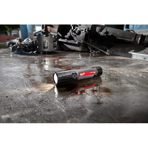 Milwaukee 2160-21 USB Rechargeable 800L Compact Flashlight - Edmondson Supply