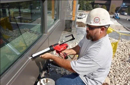 Milwaukee 2441-20 M12™ 10oz. Caulk and Adhesive Gun (Tool Only) - Edmondson Supply